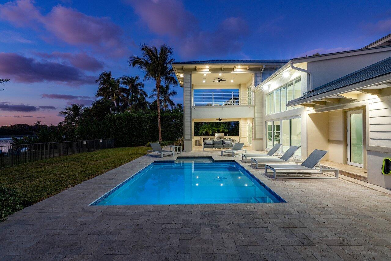 1400 Lake Drive