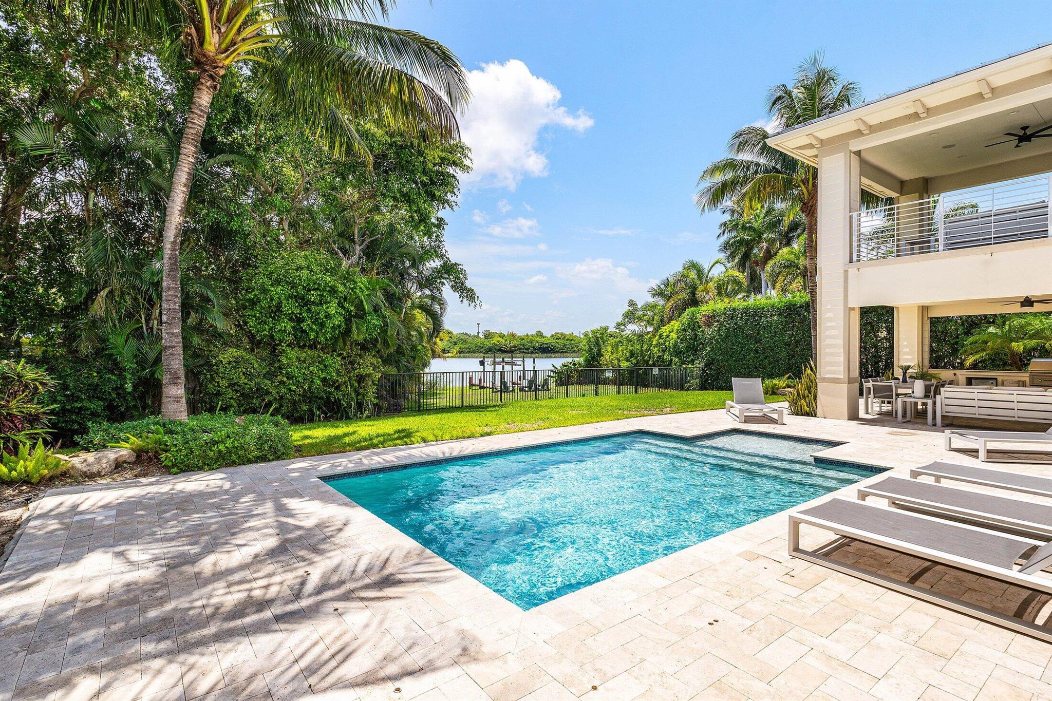 1400 Lake Drive