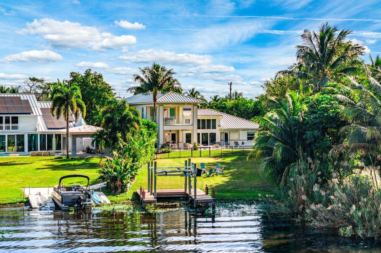 1400 Lake Drive