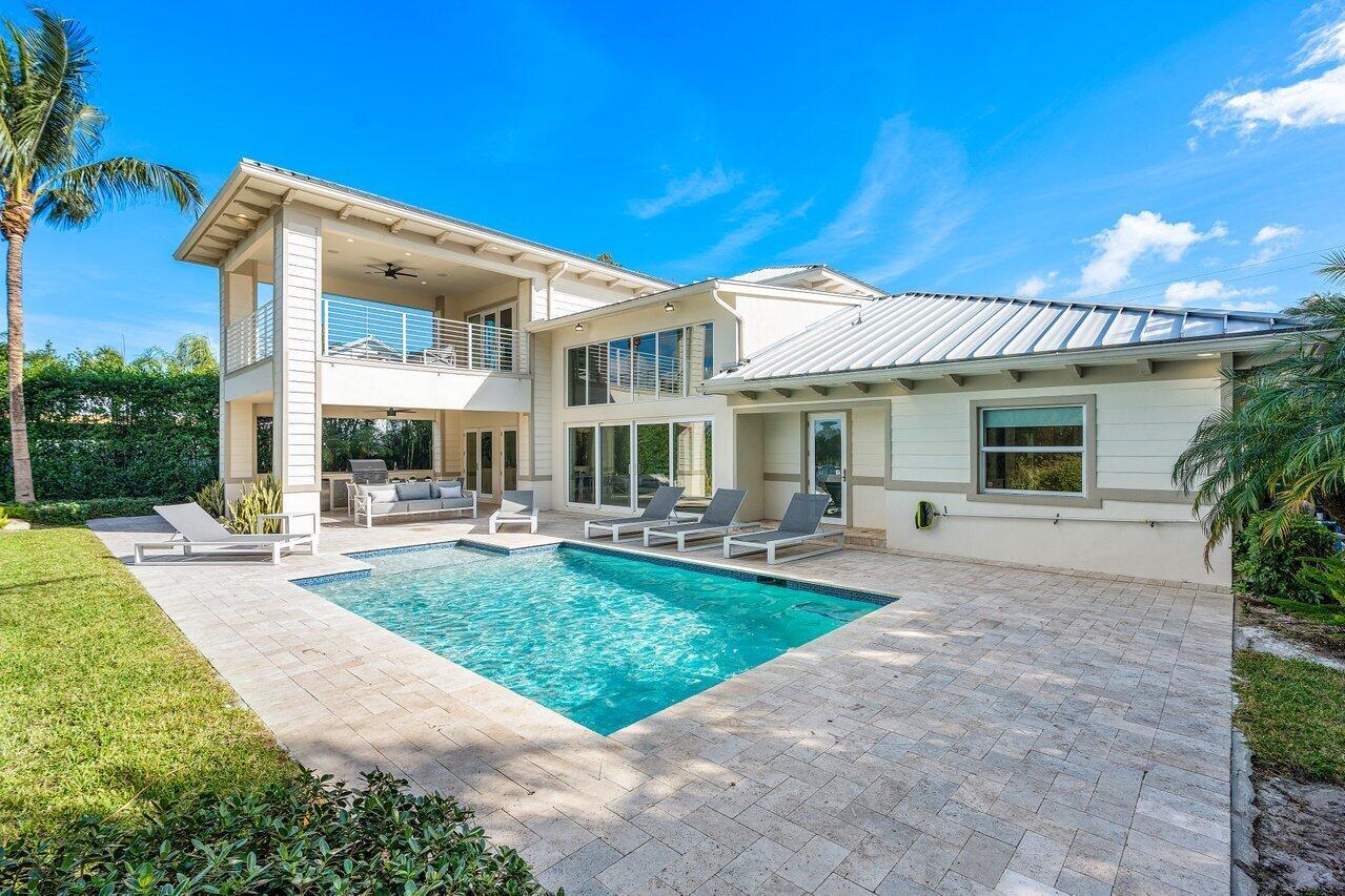 1400 Lake Drive