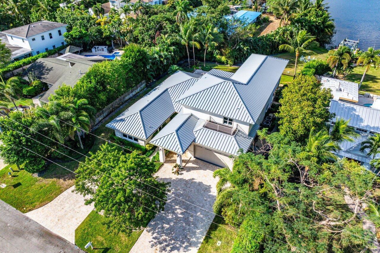 1400 Lake Drive