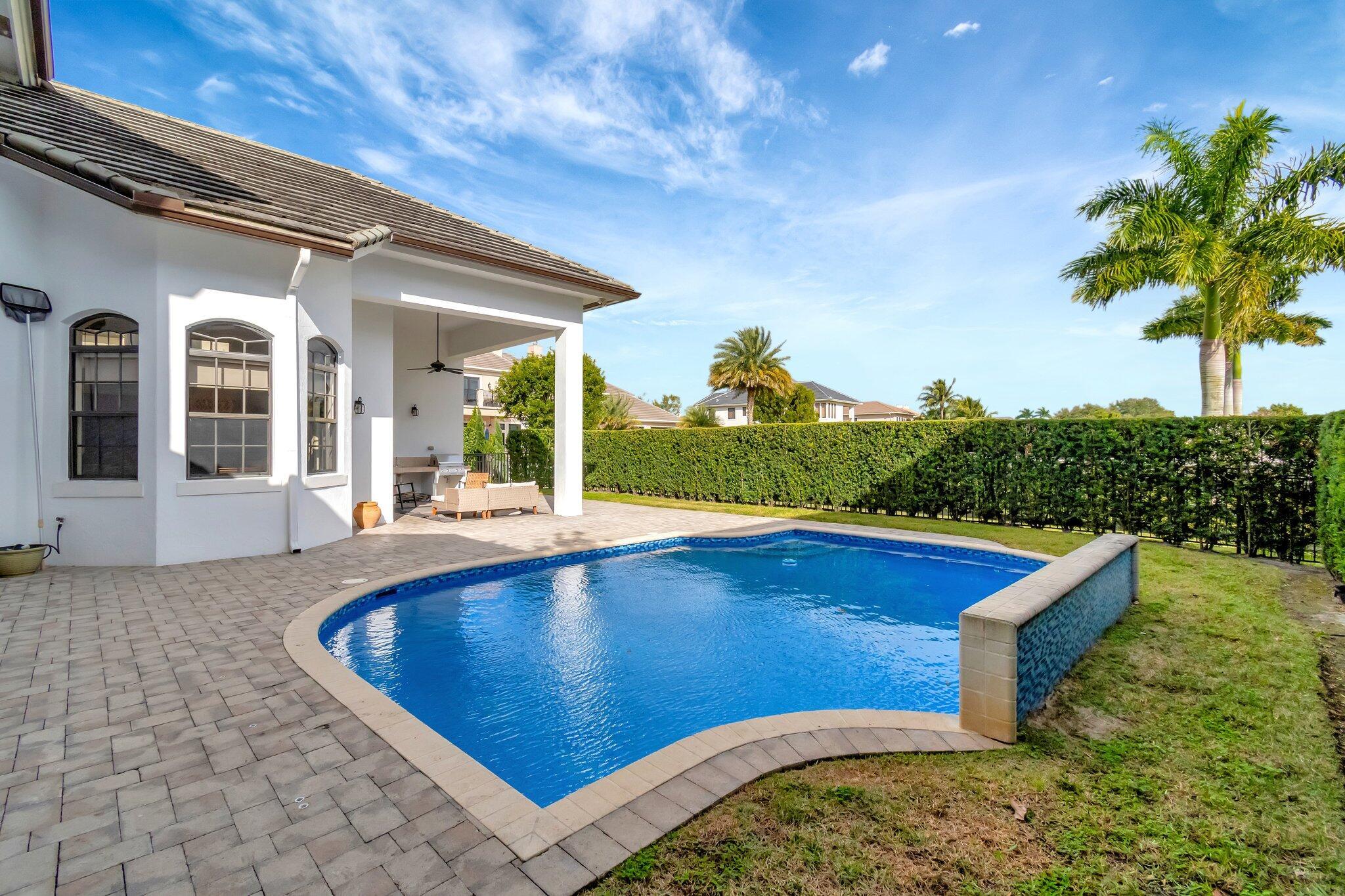 8964 Stone Pier Drive