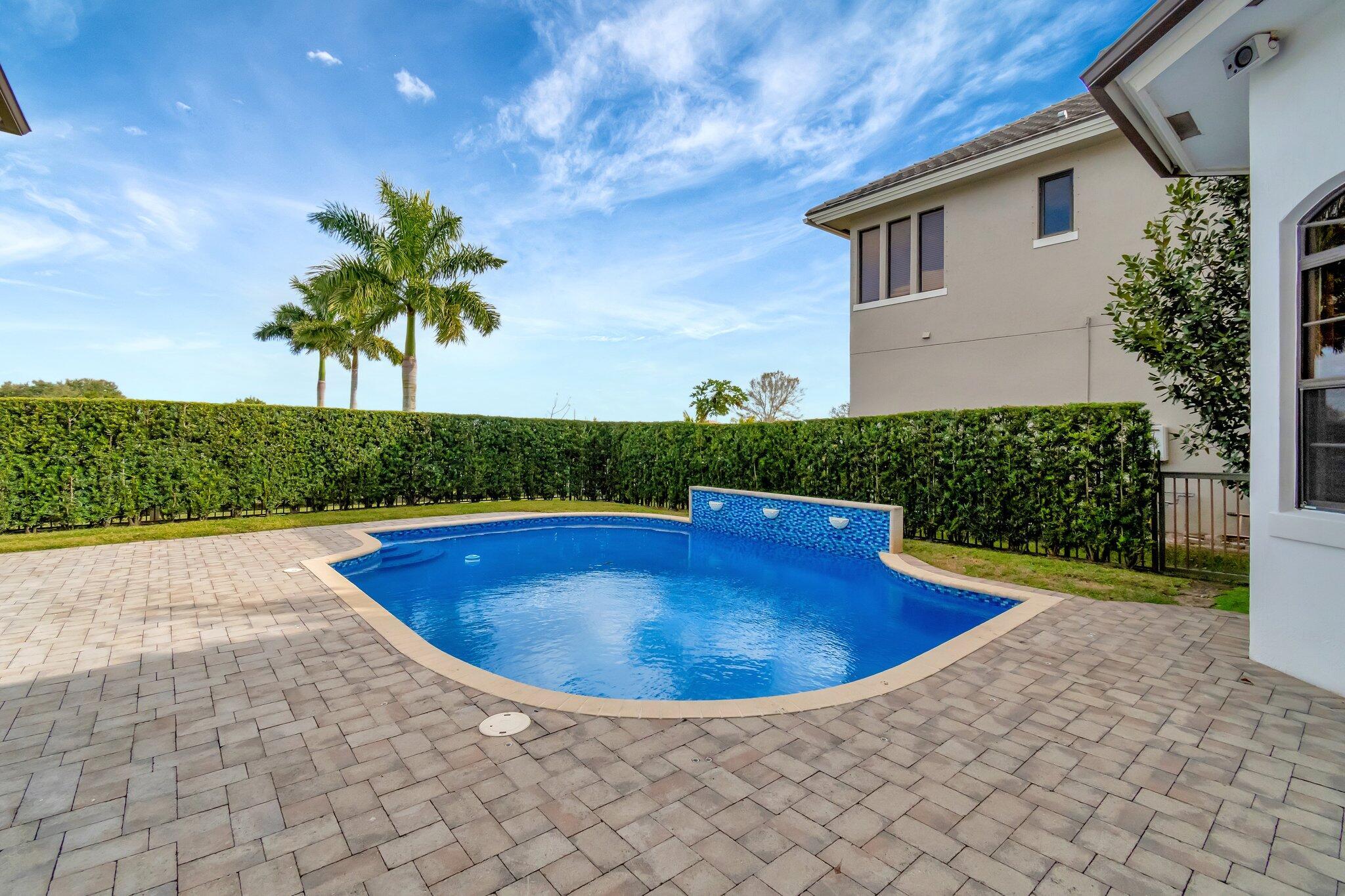8964 Stone Pier Drive