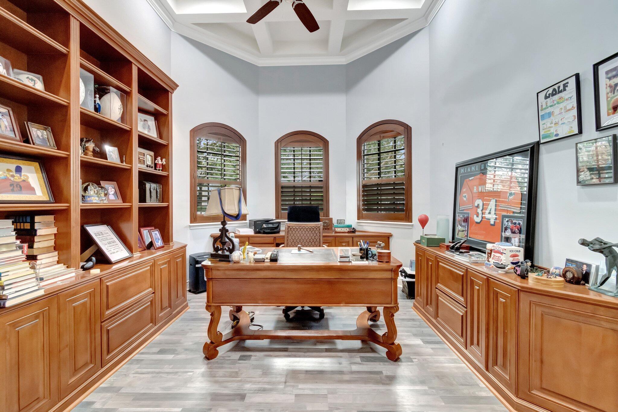 8964 Stone Pier Drive