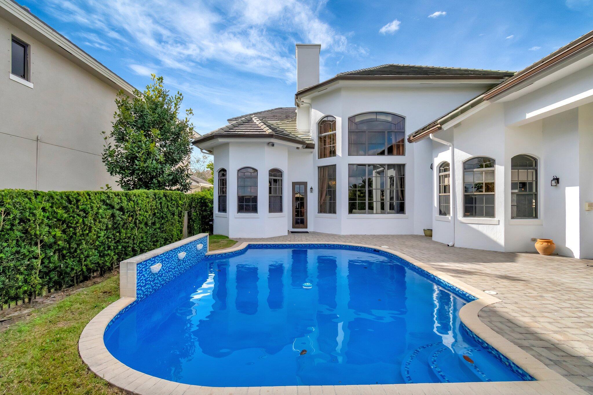 8964 Stone Pier Drive
