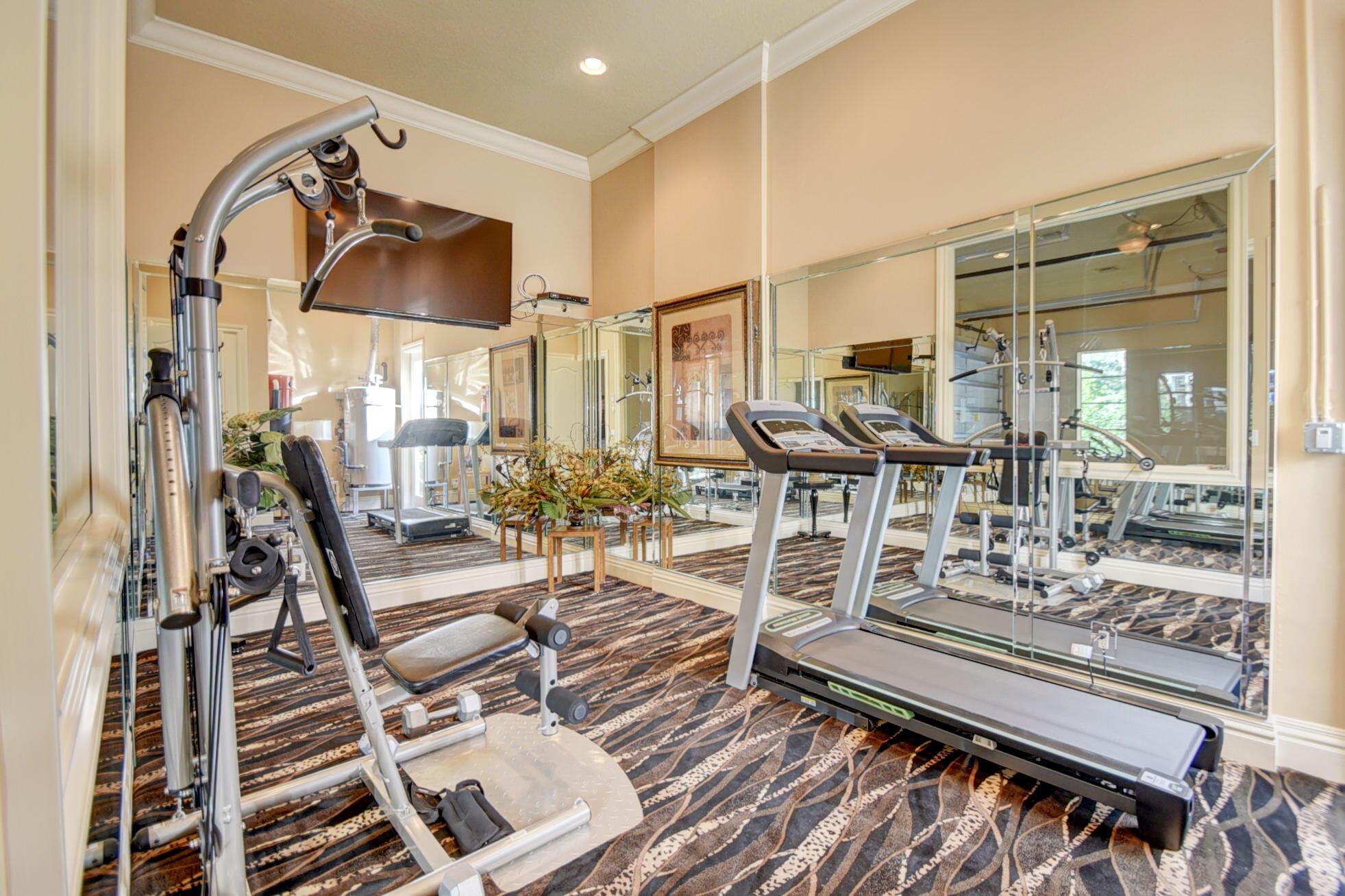 8964 Stone Pier Drive