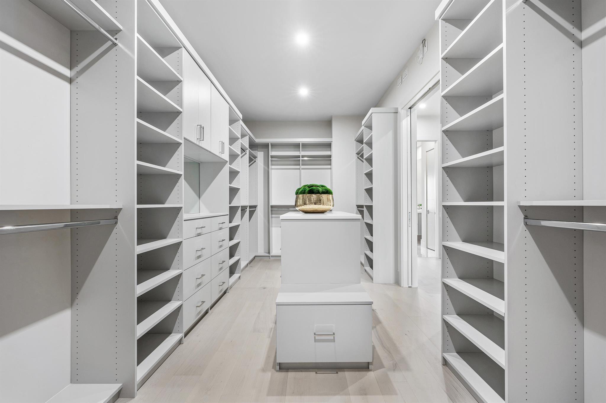 2252 Delray Ridge Lane