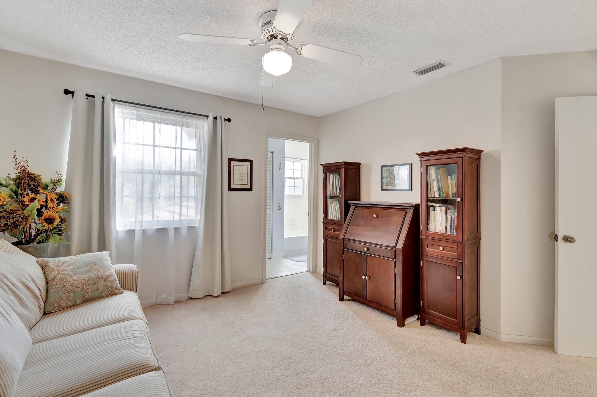 6393 Lansdowne Circle