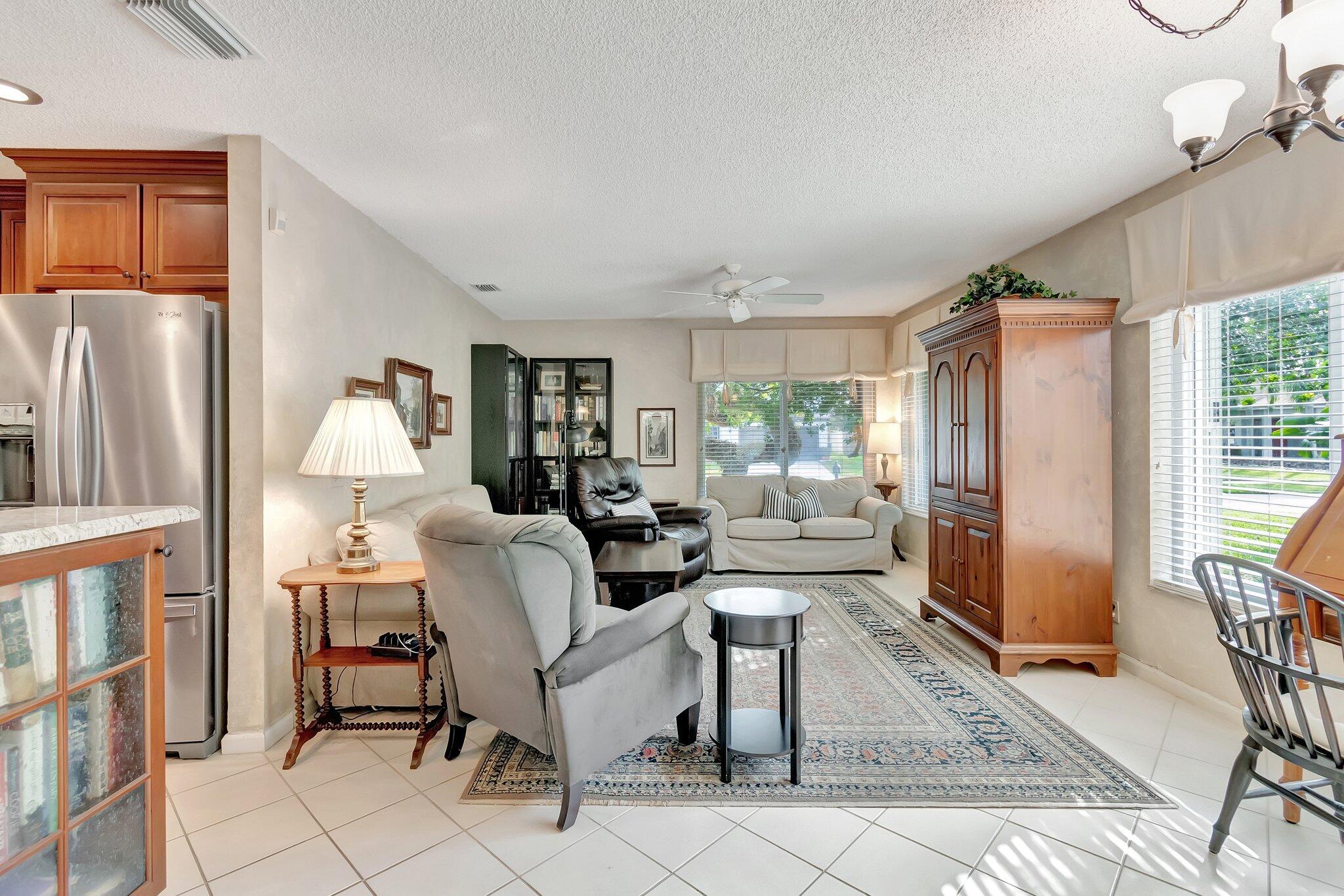 6393 Lansdowne Circle
