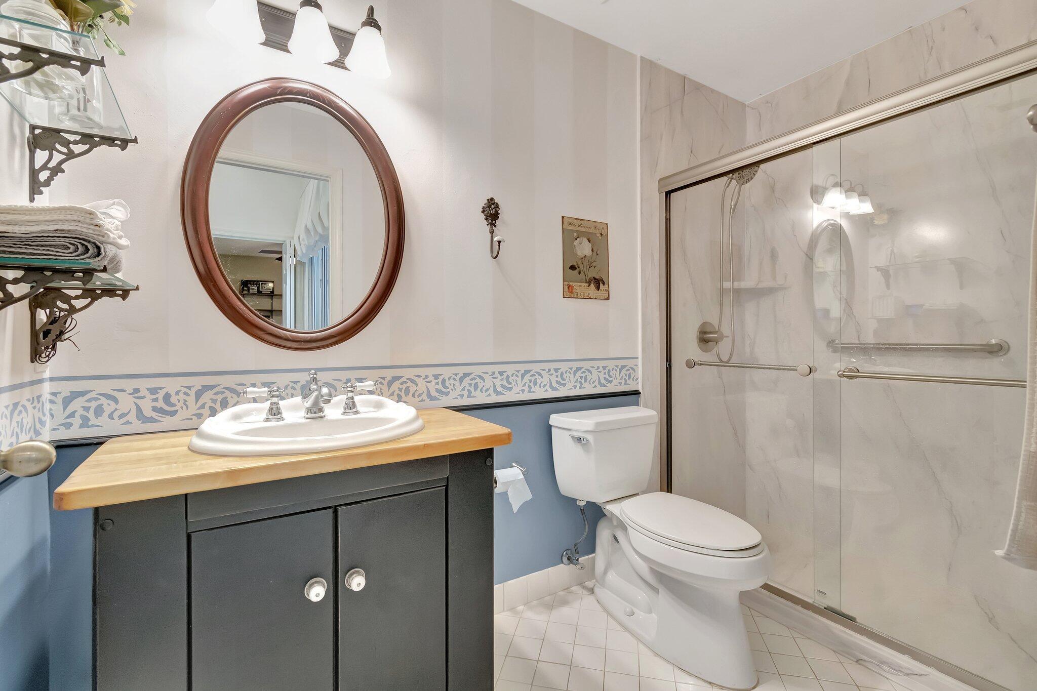 6393 Lansdowne Circle