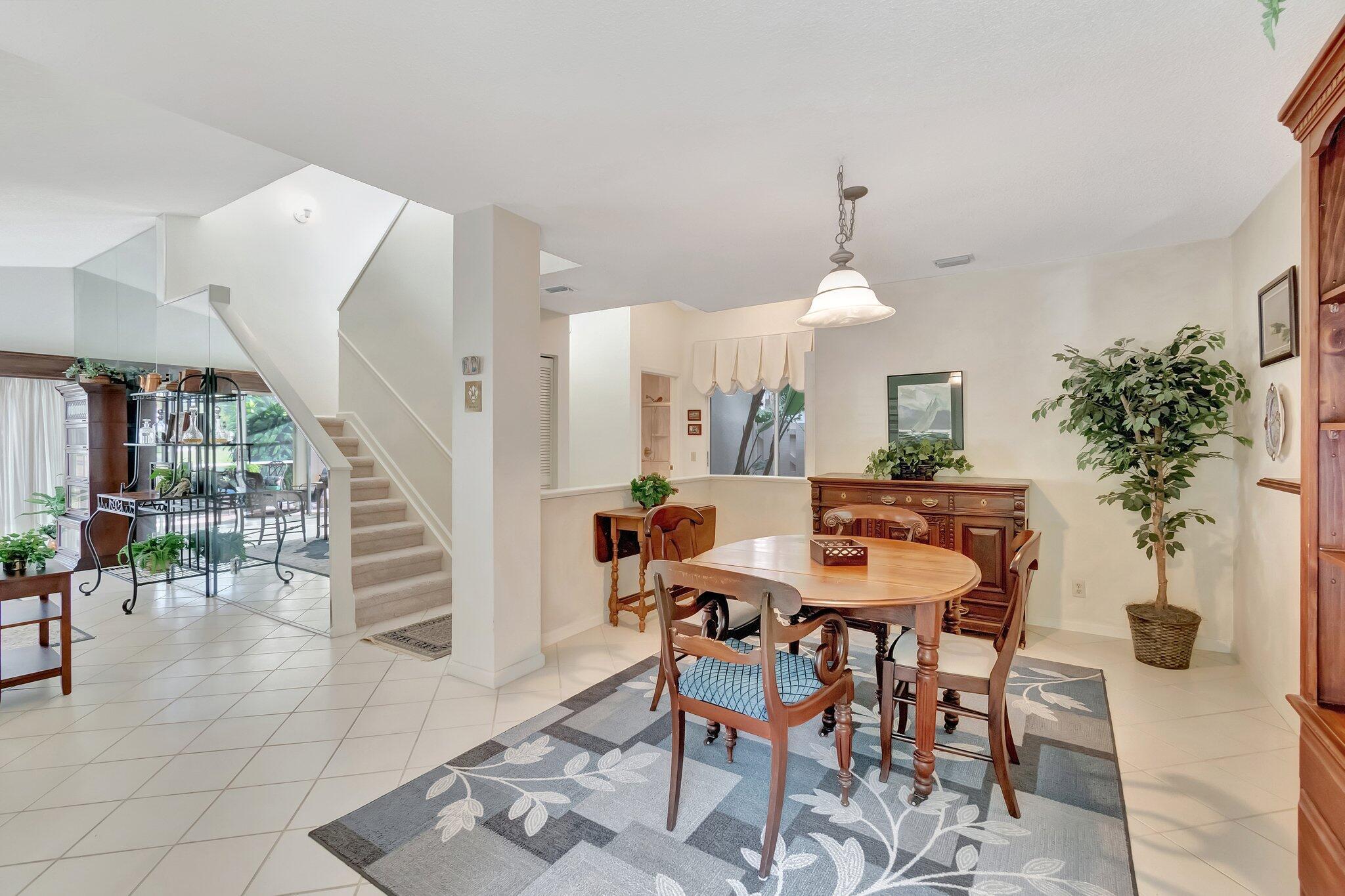 6393 Lansdowne Circle