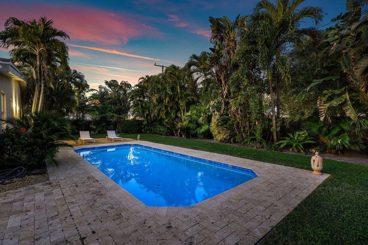 1301 NW 4th Avenue