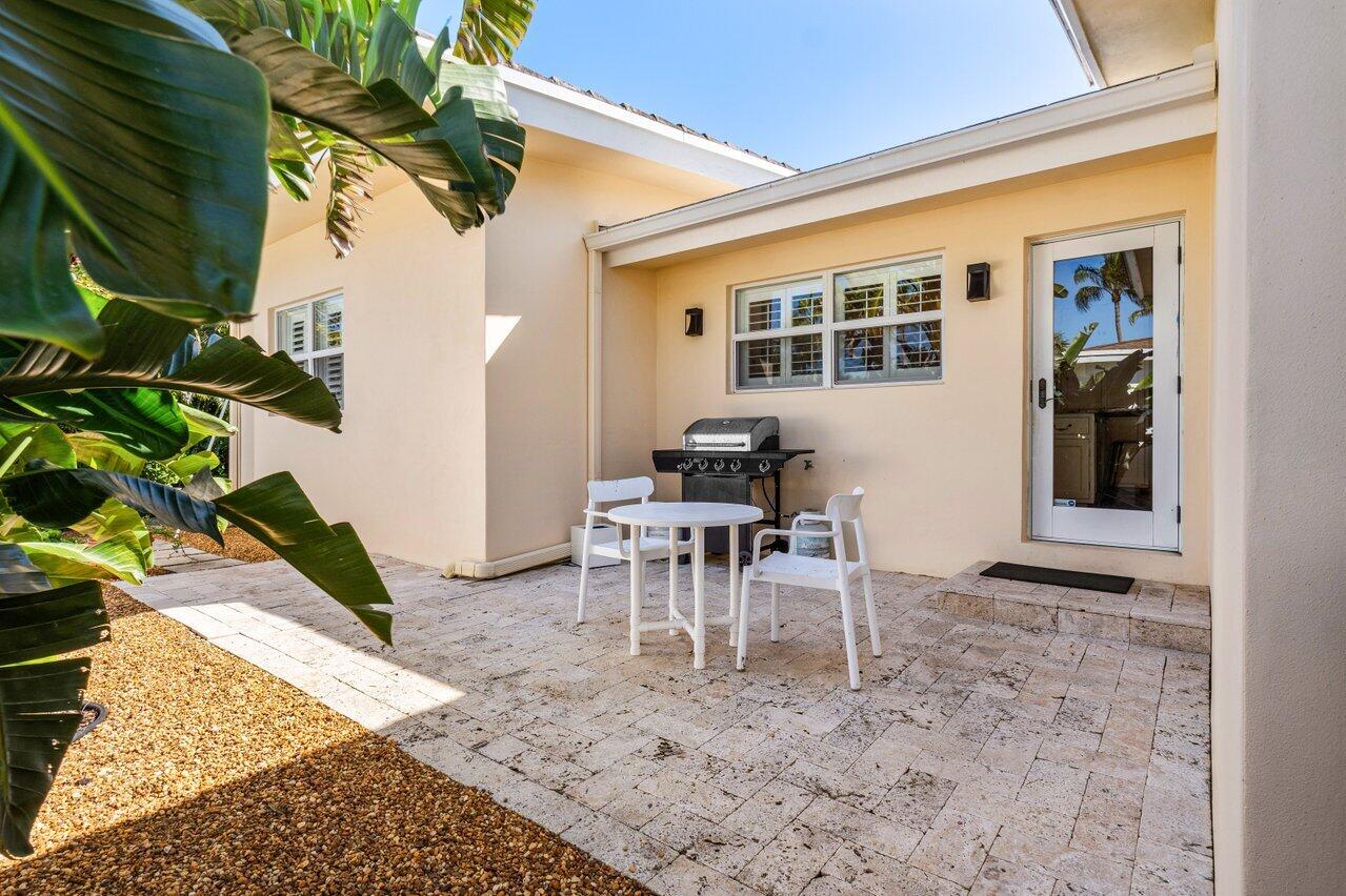 1301 NW 4th Avenue