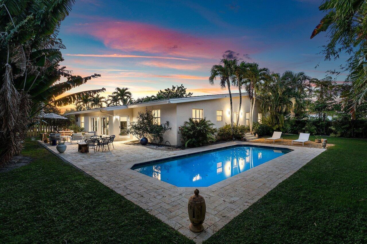 1301 NW 4th Avenue