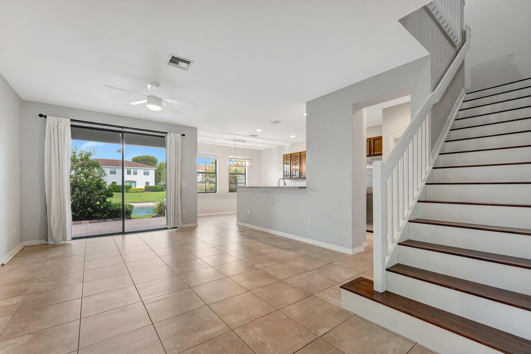 154 W Astor Circle