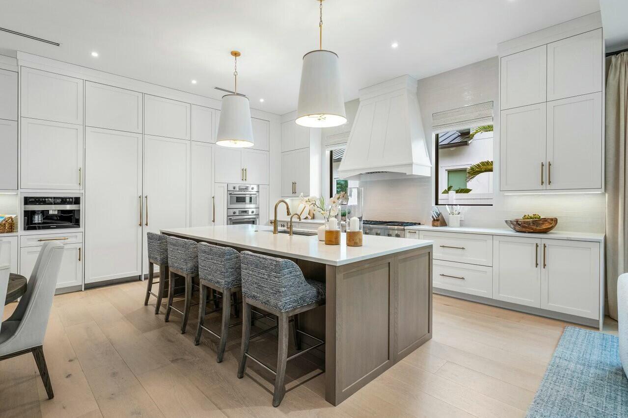 6 NW 17th Street Street