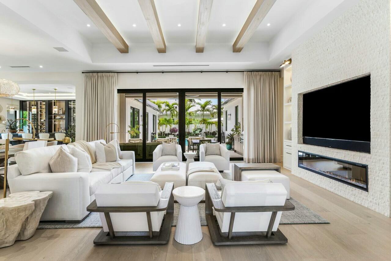 6 NW 17th Street Street