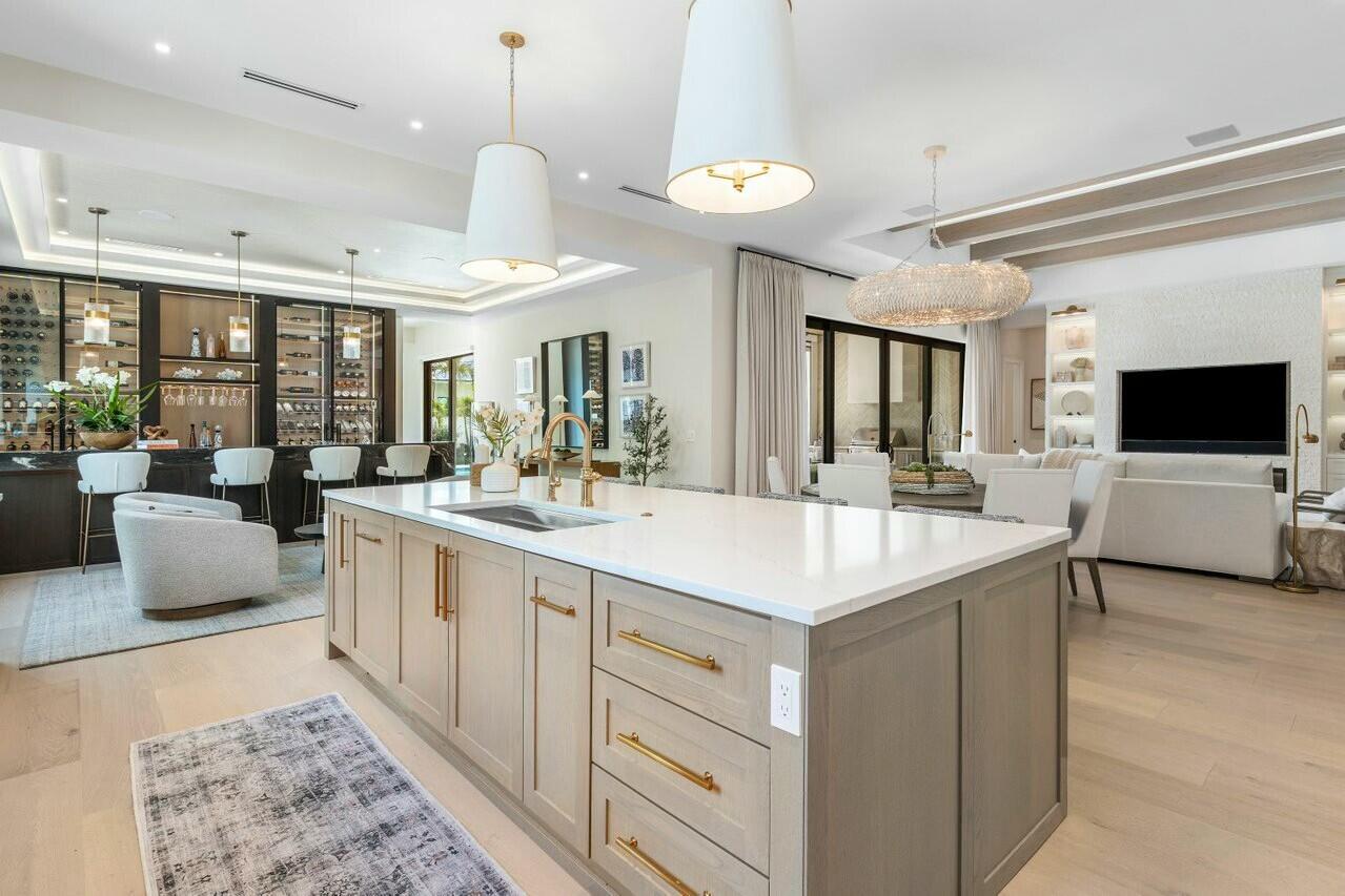 6 NW 17th Street Street