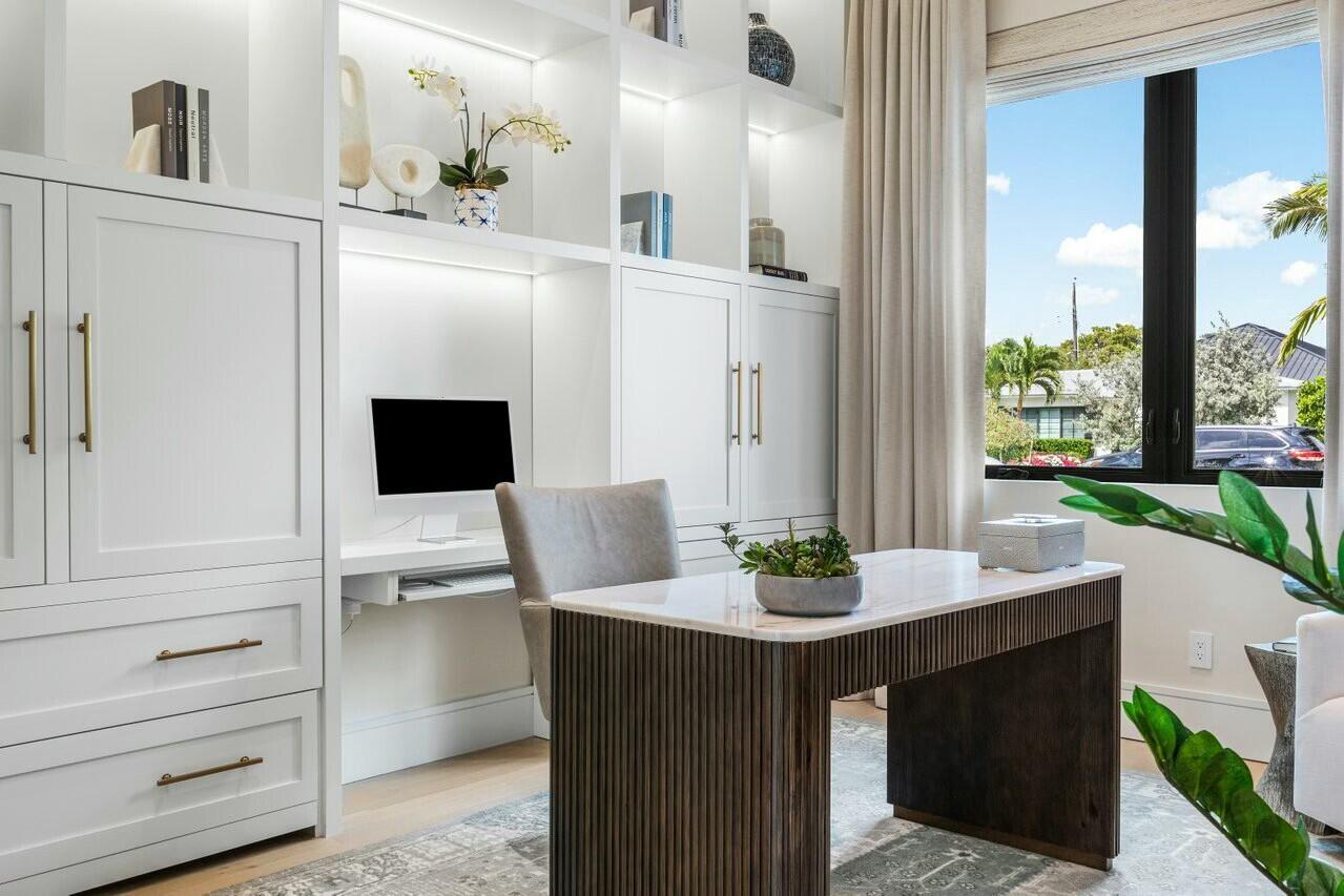 6 NW 17th Street Street