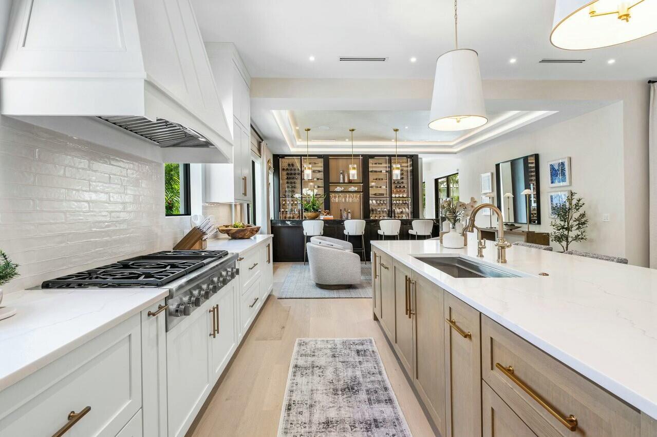 6 NW 17th Street Street