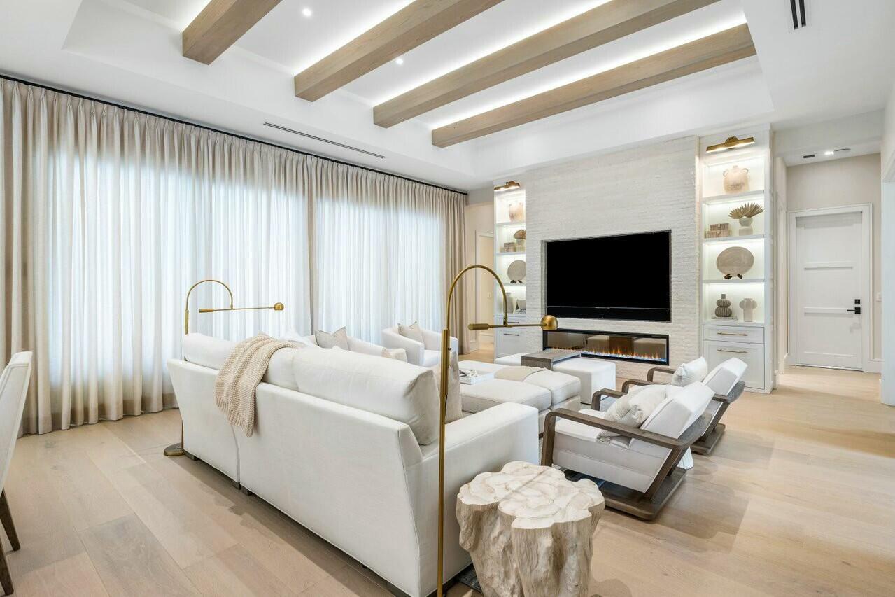 6 NW 17th Street Street