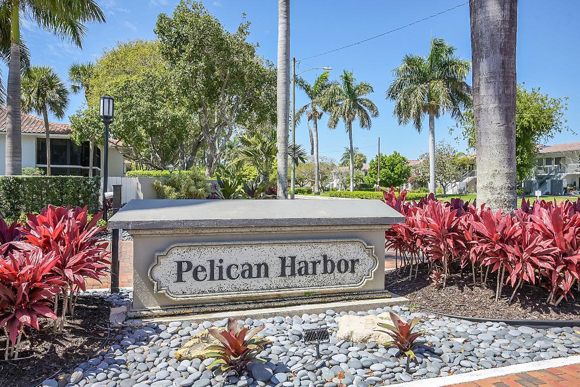 240 Captains Walk 517