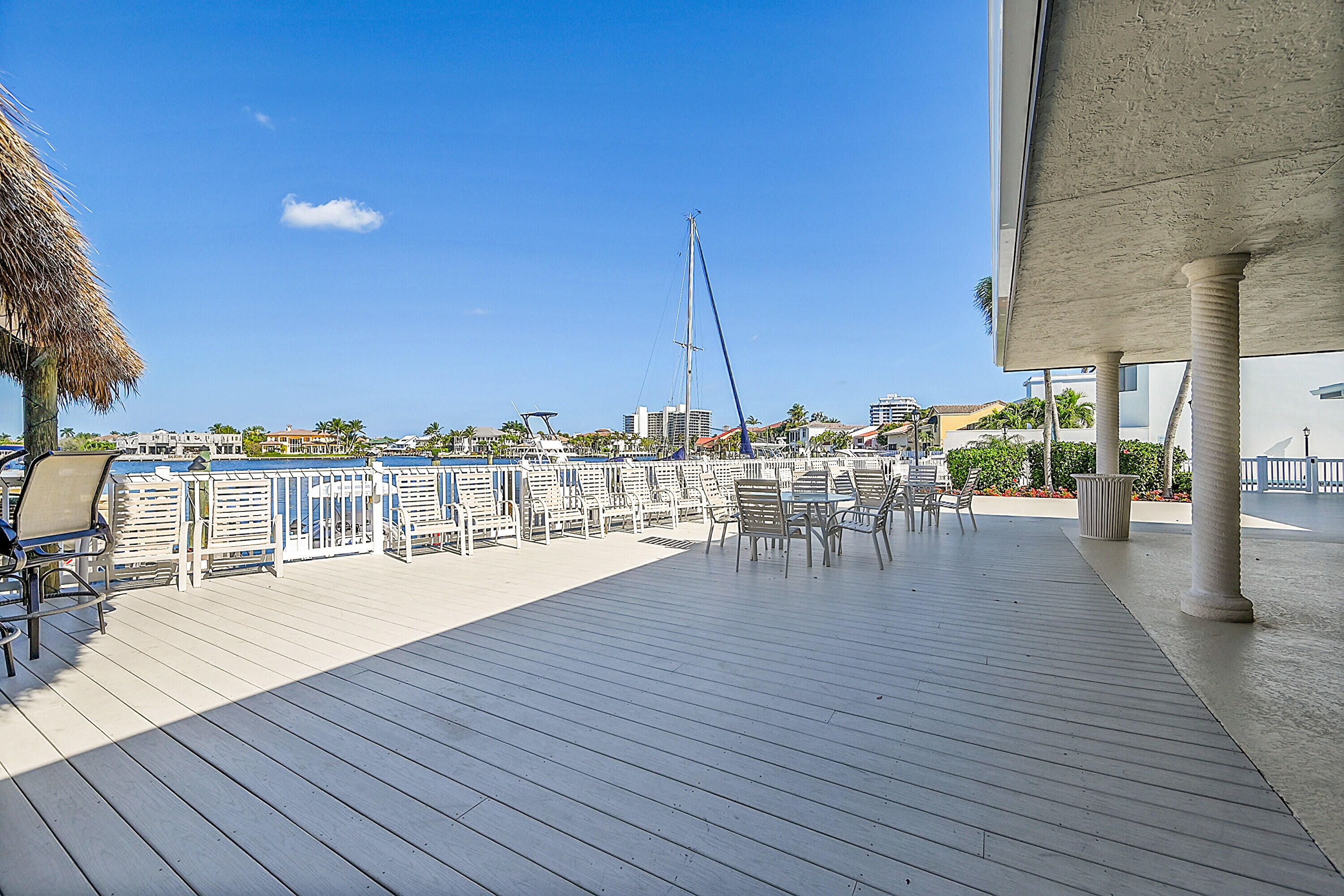 240 Captains Walk 517