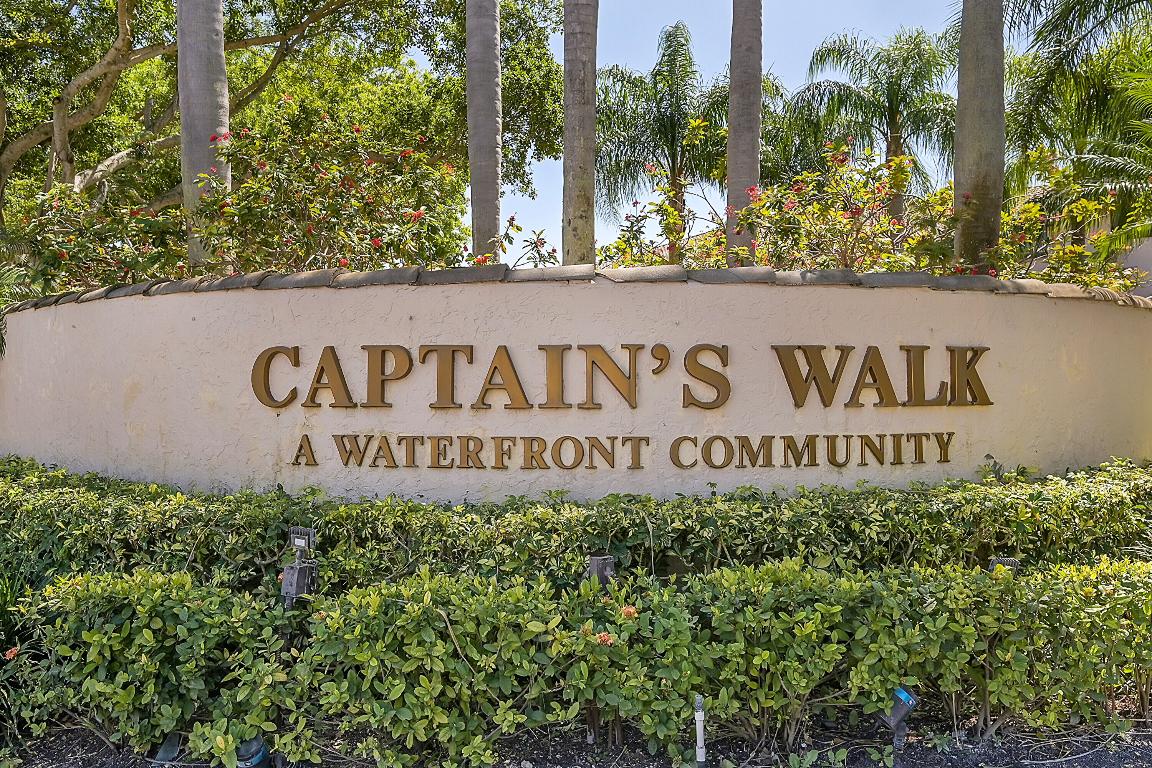 240 Captains Walk 517