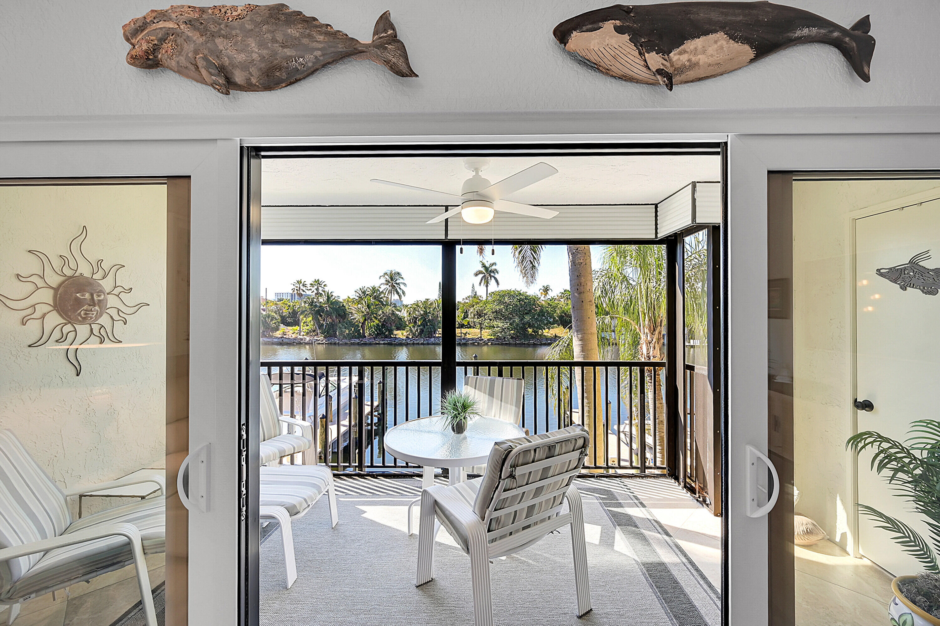 240 Captains Walk 517