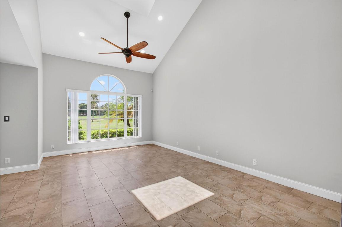 17100 Boca Club 4 Boulevard