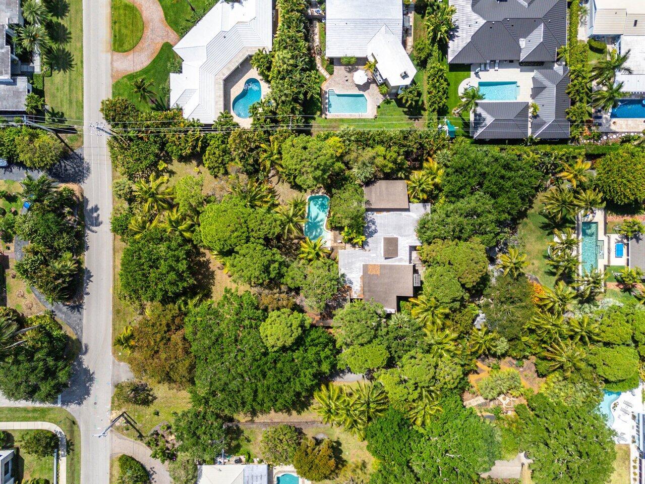 1110 NW 2nd Avenue