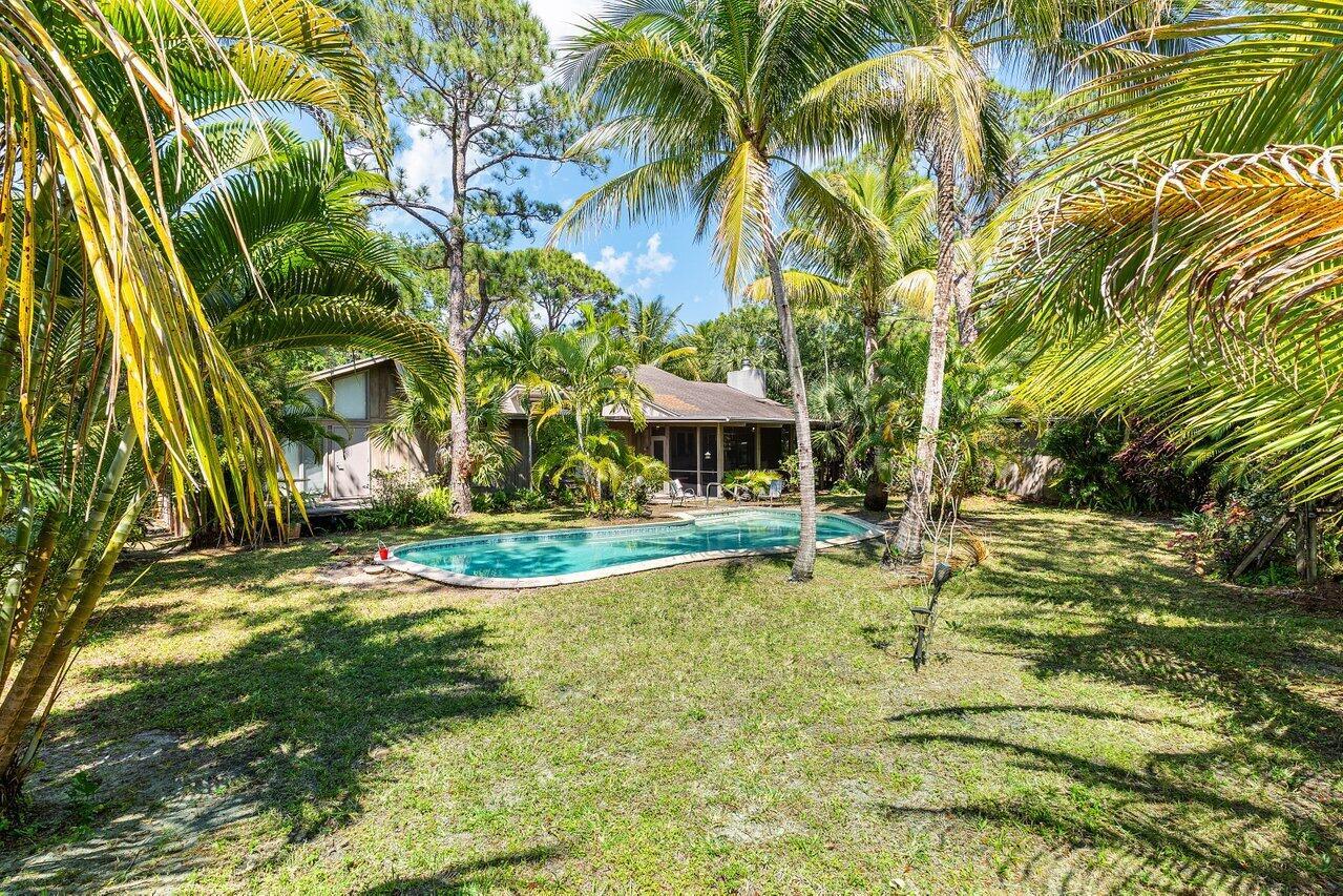 1110 NW 2nd Avenue