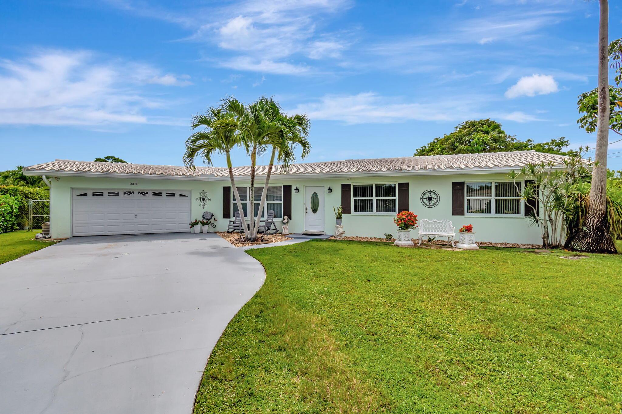 302 Venice Drive