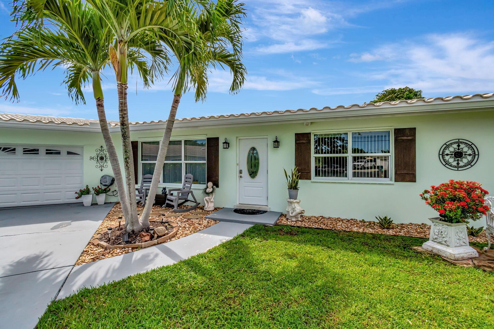 302 Venice Drive