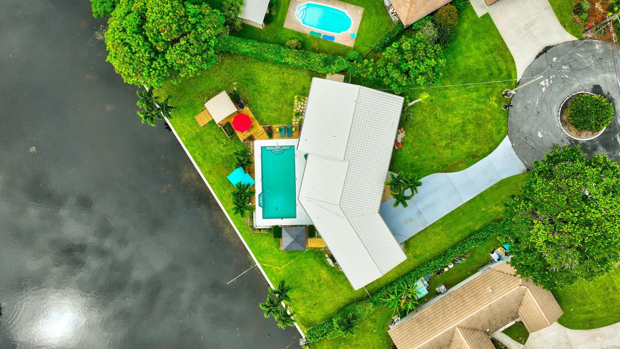 302 Venice Drive