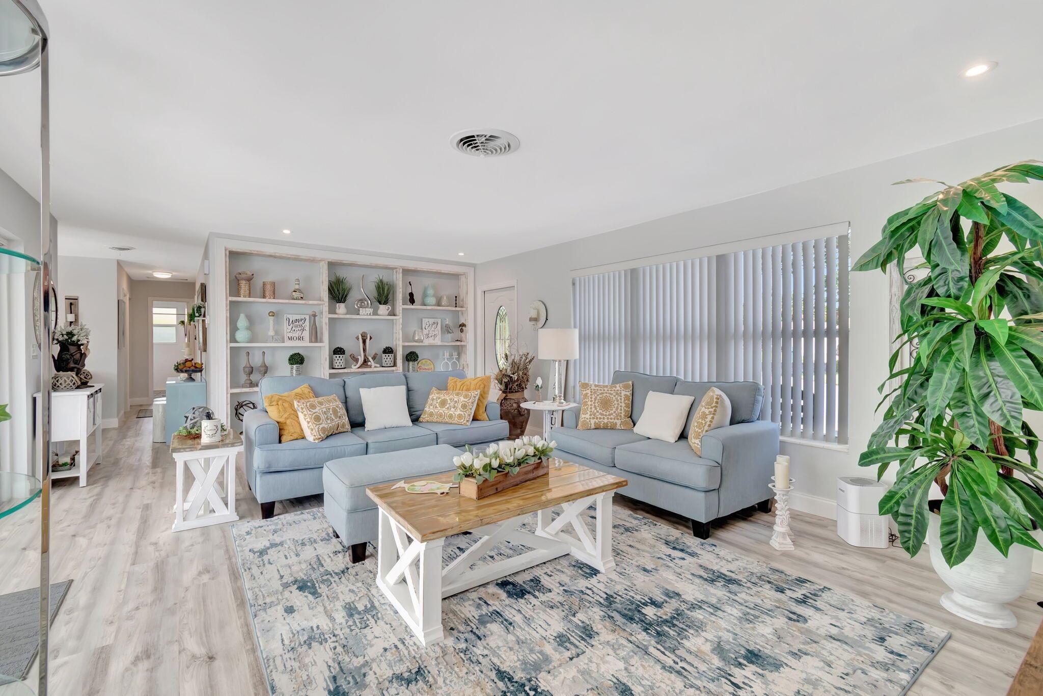 302 Venice Drive