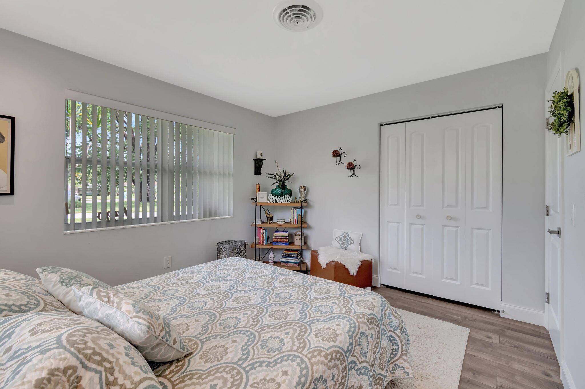 302 Venice Drive