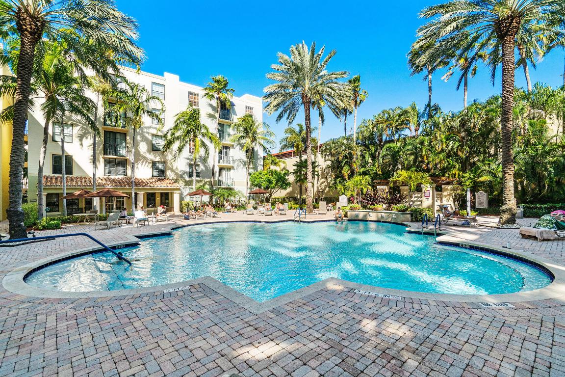 720 S Sapodilla Avenue 105