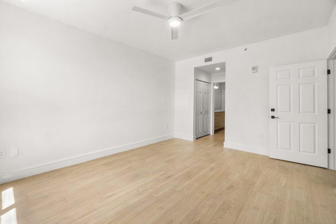 720 S Sapodilla Avenue 105