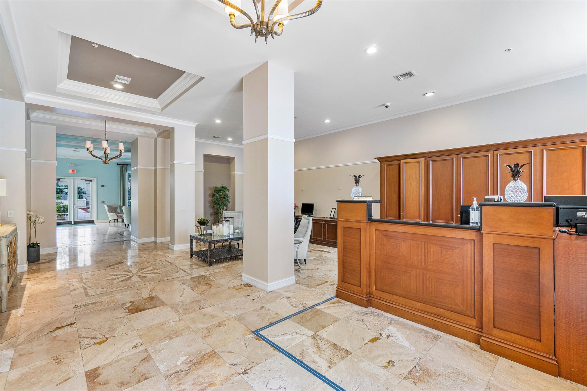 720 S Sapodilla Avenue 105