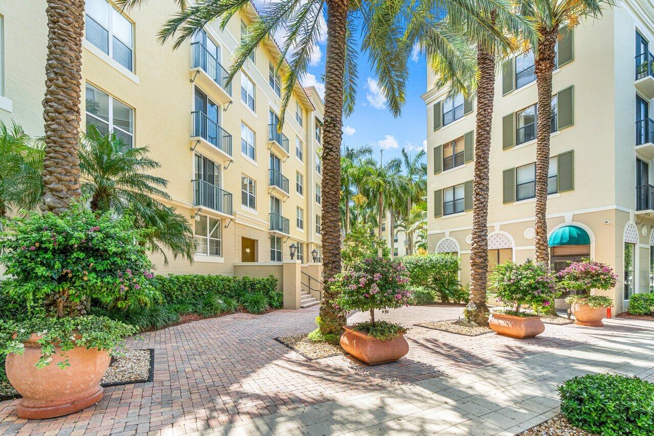 720 S Sapodilla Avenue 105