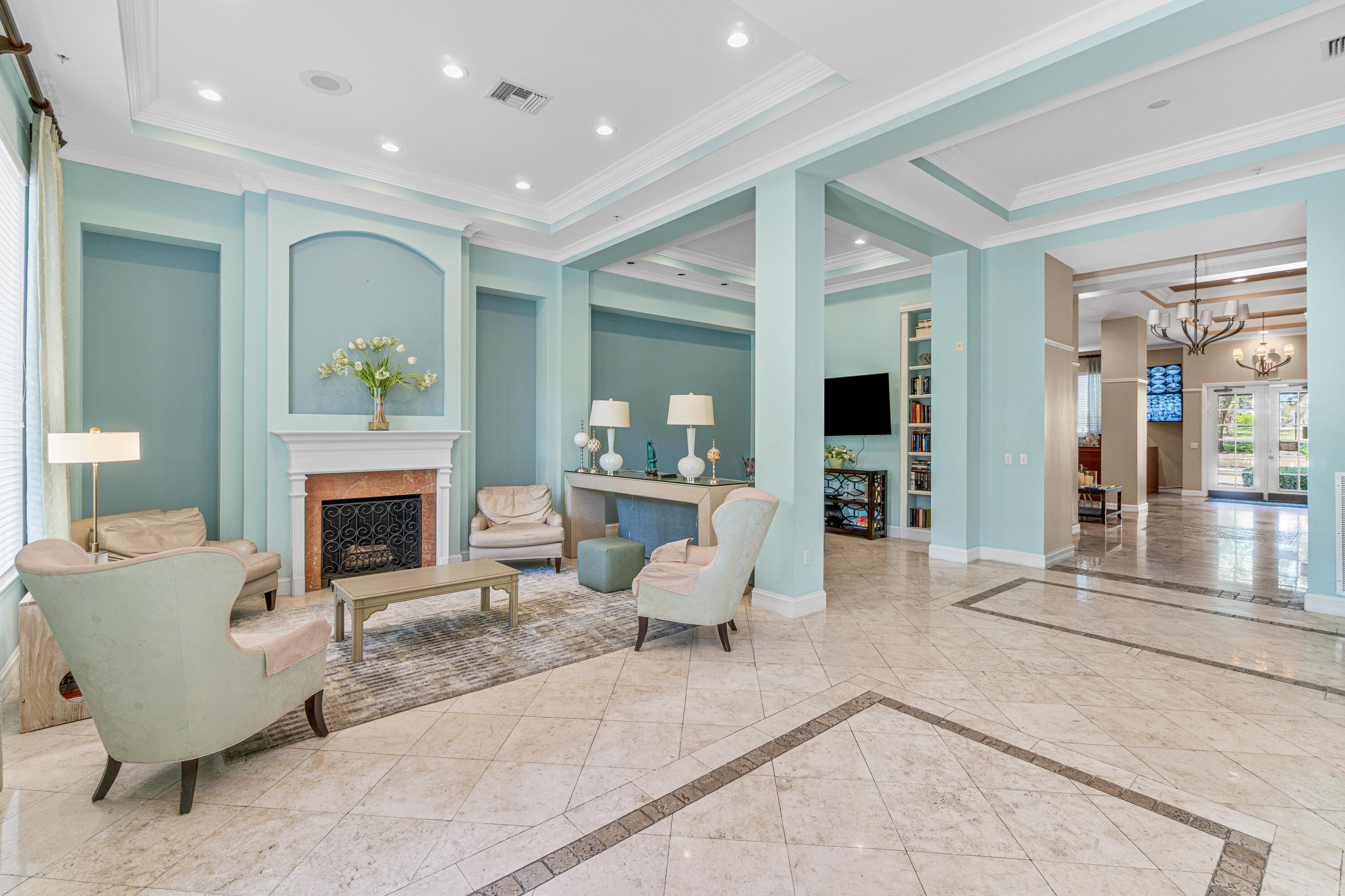 720 S Sapodilla Avenue 105