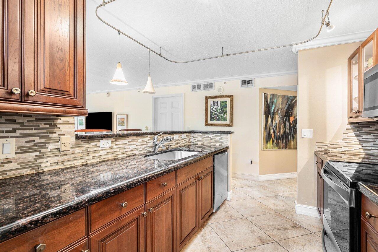 3606 S Ocean Boulevard 201