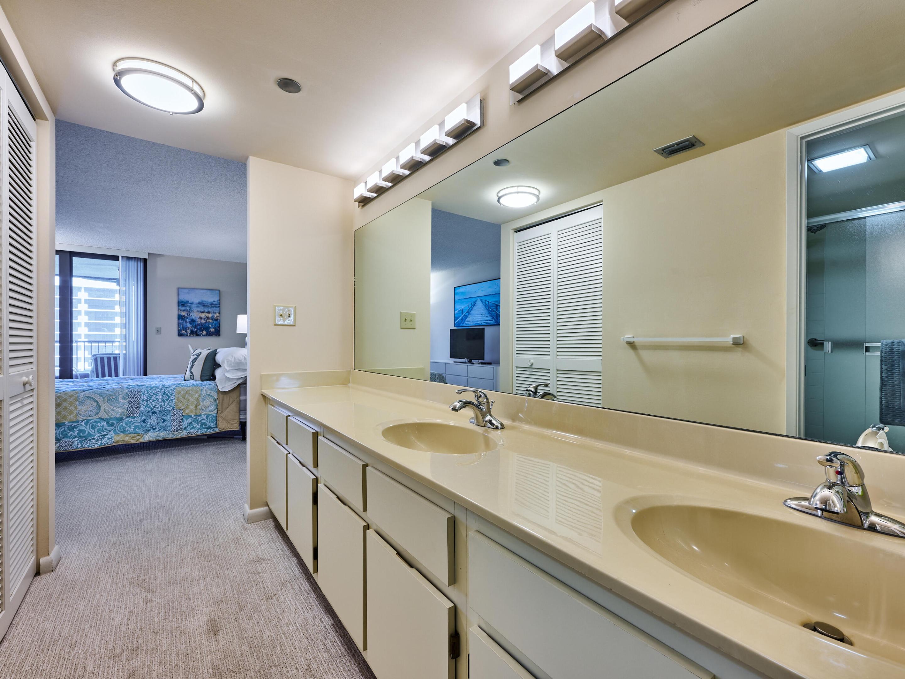 3420 S Ocean Boulevard 11r, Highland Beach Unit: 11r