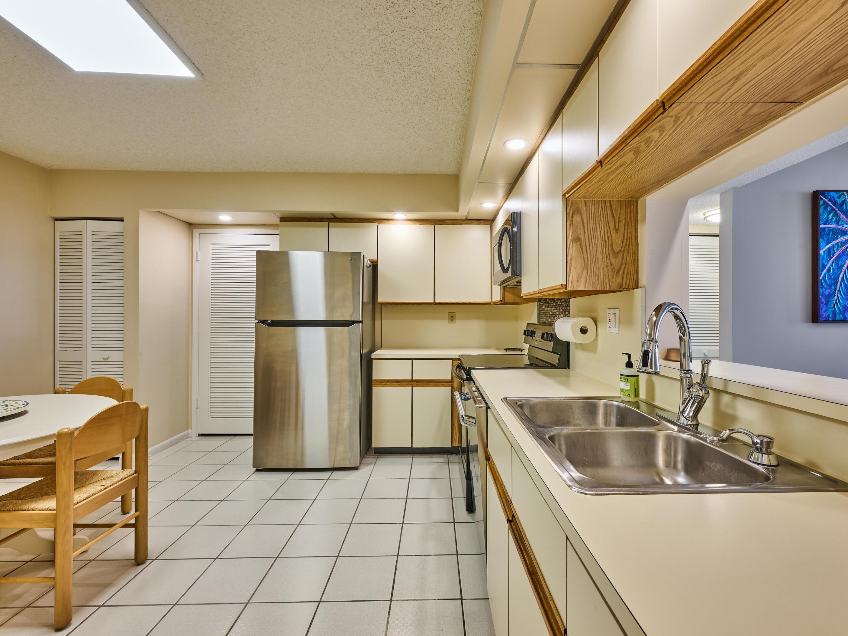 3420 S Ocean Boulevard 11r, Highland Beach Unit: 11r