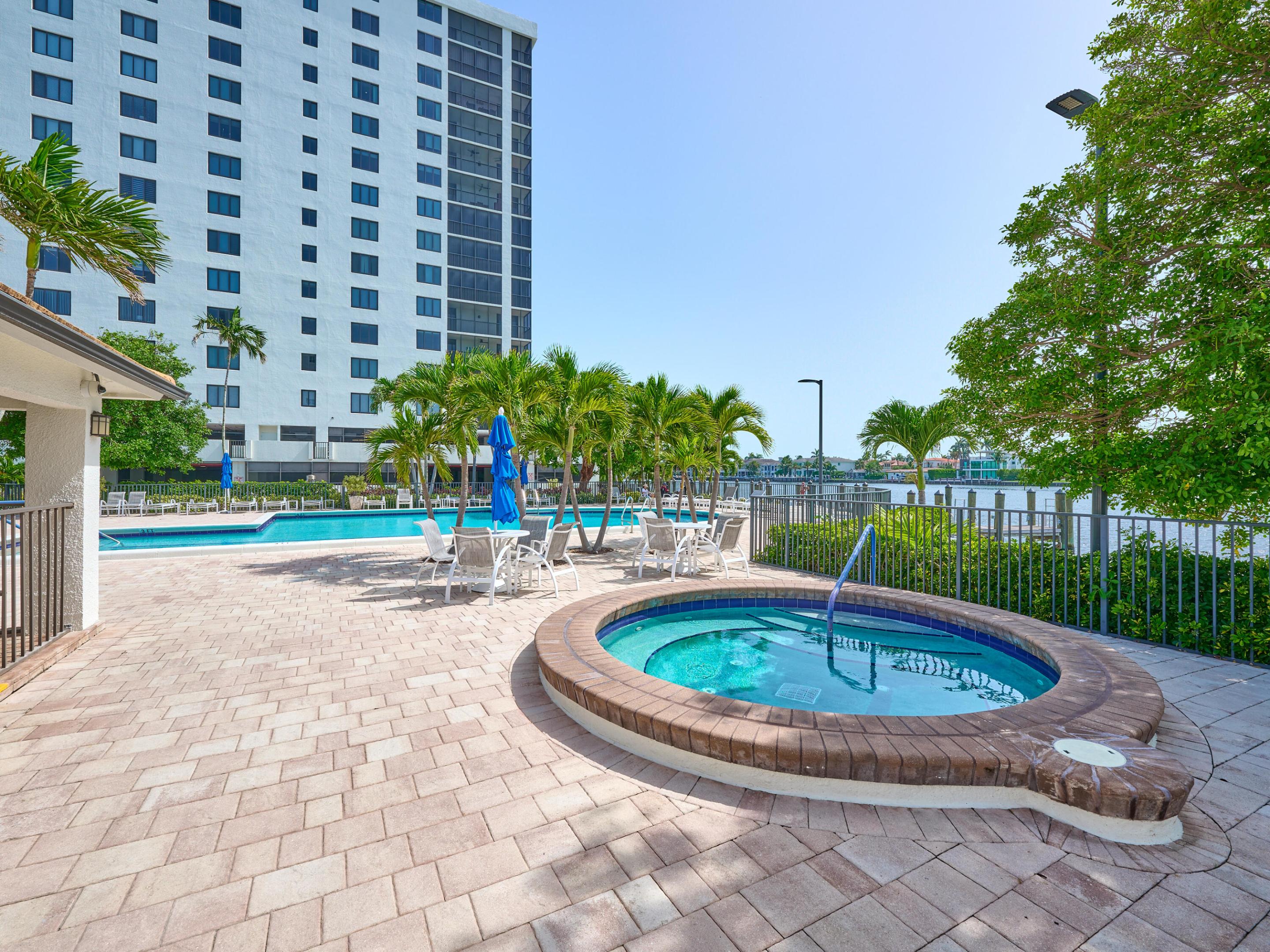 3420 S Ocean Boulevard 11r, Highland Beach Unit: 11r