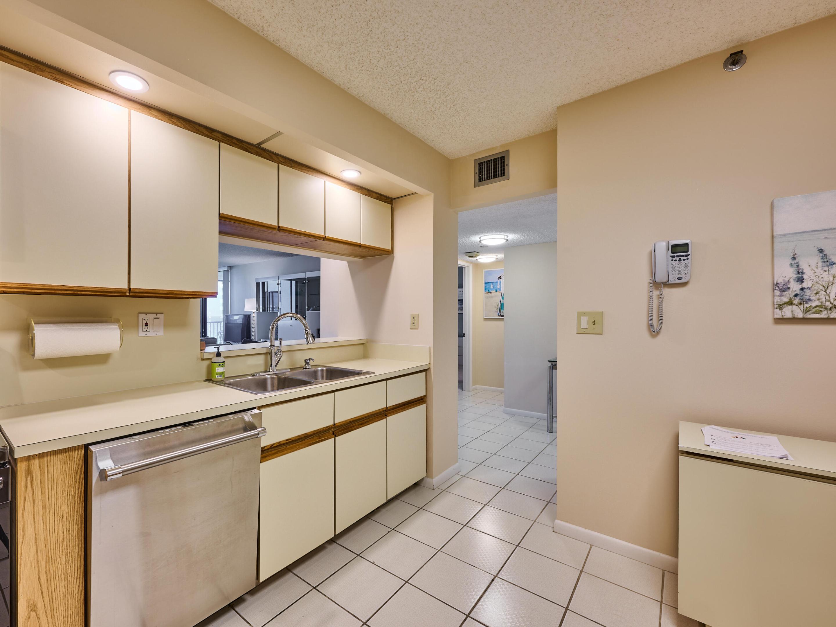 3420 S Ocean Boulevard 11r, Highland Beach Unit: 11r