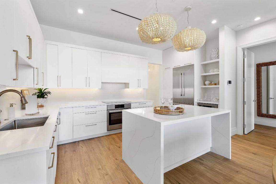 1177 George Bush Boulevard 306