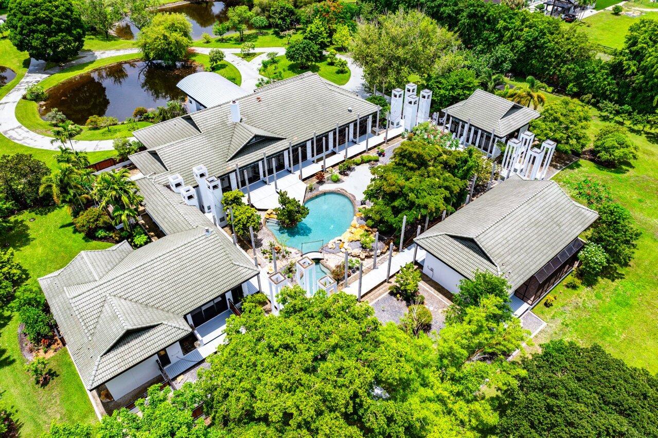 8549 Surrey Lane