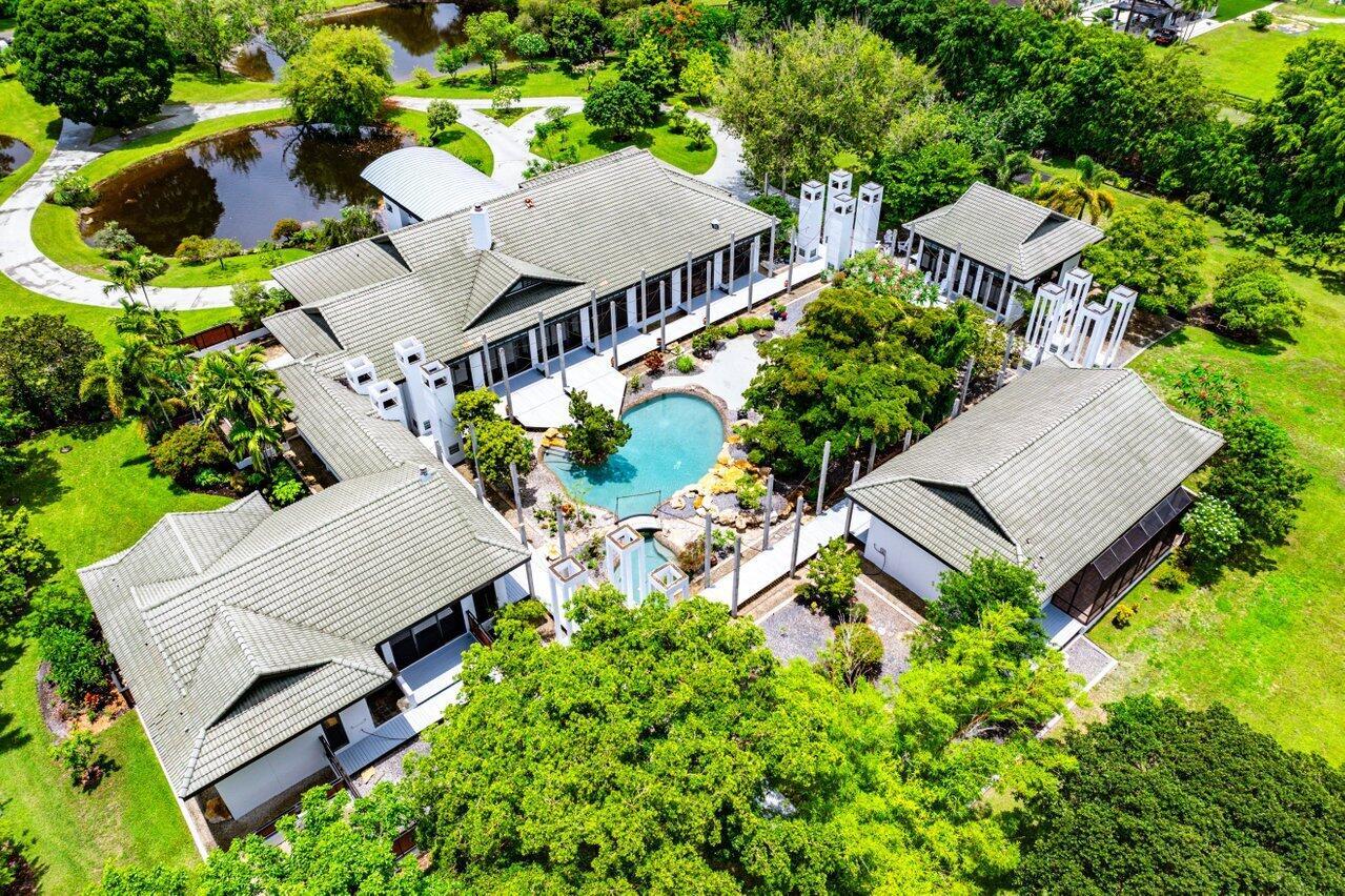 8549 Surrey Lane